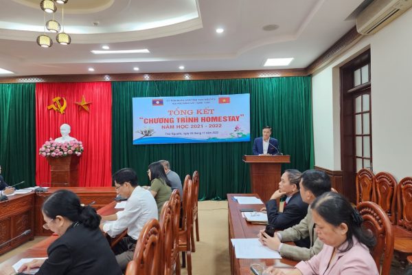 Hội nghị tổng kết “chương trình homestay” năm học 2021-2022 với lưu học sinh Lào, Campuchia